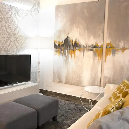 Venice&orient Apartmán *
